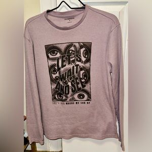 Men's purple sweatshirt. Size Medium.